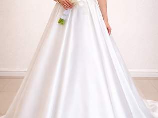 Elegantes Maßgeschneidertes Brautkleid / Hochzeitskleid im Prinzessinnenstil, Neuwertig, 1200 €, Kleidung & Schmuck-Damenkleidung in 1130 Hietzing Elegantes Maßgeschneidertes Brautkleid / Hochzeitskleid im Prinzessinnenstil, Neuwertig, 1200 €, Kleidung & Schmuck-Damenkleidung in 1130 Hietzing