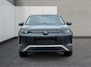 Tayron LIFE SHZ+ACC+PDC+KAMERA+EL.HECKKL. 1.5..., 41760 €, Auto & Fahrrad-Autos in 6844 Gemeinde Altach
