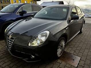 Giulietta Exclusive 2,0 JTDM-2 NUR HÄNDLERVERKAUF, 4850 €, Auto & Fahrrad-Autos in 5204 Straßwalchen Giulietta Exclusive 2,0 JTDM-2 NUR HÄNDLERVERKAUF, 4850 €, Auto & Fahrrad-Autos in 5204 Straßwalchen