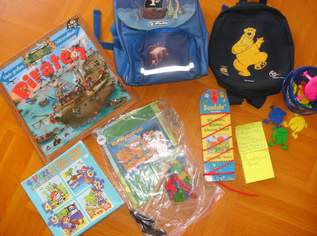 verschiedene Spielsachen, Buch, Puzzel-Pirat, Bandolo, Kinder. 2 Ruckseäcke, Hammer-Rechenspiel,