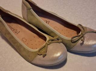 Caprice Pumps Pistaziengrün, 20 €, Kleidung & Schmuck-Damenkleidung in 1220 Donaustadt