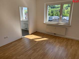 KOMPLETTSANIERUNG ABGESCHLOSSEN: Sonniger Wohn(t)raum in idyllischer Umgebung - genießen Sie die ländliche Ruhe! Gemütliches Wohnzimmer, modernes Badezimmer und hochwertige Böden! 360° Rundgang verfügbar!, 446.65 €, Immobilien-Wohnungen in 4593 Obergrünburg