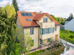 MEHRFAMILIENHAUS MIT ENTWICKLUNGSPOTENZIAL IN WIEN-HIETZING, 0 €, Immobilien-Häuser in 1130 Hietzing