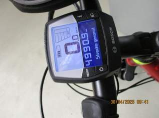 Neuwertiges E Bike von Victoria Treck. 6.3 Neuwertiges E Bike von Victoria Treck. 6.3