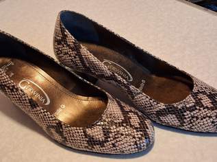 Lederpumps in Schlangenoptik, 30 €, Kleidung & Schmuck-Damenkleidung in 1220 Donaustadt