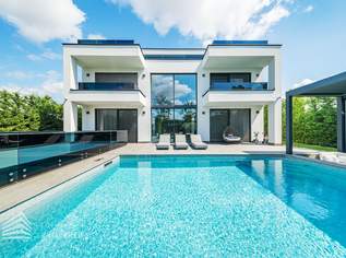 Grandiose Luxusvilla mit Pool - Ihr Rückzugsort Nähe Wienerberg, 7000000 €, Immobilien-Häuser in 1100 Favoriten Grandiose Luxusvilla mit Pool - Ihr Rückzugsort Nähe Wienerberg, 7000000 €, Immobilien-Häuser in 1100 Favoriten