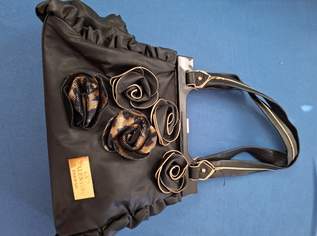 6 Handtaschen je 5,- euro alle 6  20,-euro, 5 €, Kleidung & Schmuck-Taschen & Koffer in 8120 Peggau