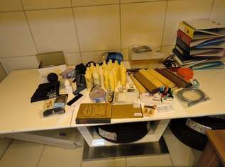 zu verschenken Flohmarktware - das meiste neu , 0 €, Marktplatz-Sammlungen & Haushaltsauflösungen in 3702 Gemeinde Rußbach