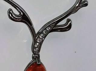 Damen Silber kette mit Opal, 120 €, Kleidung & Schmuck-Accessoires, Uhren, Schmuck in 4061 Pasching