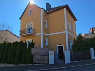 Mehrfamilienhaus mit Nebengebäude und Grundstück nur 1 Stunde von Wien, 180000 €, Immobilien-Häuser in 8240 Friedberg