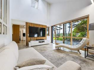 Extravaganz trifft Naturidylle! Vielseitige Design-Immobilie mit Edelstahlpool in Wiener Neustadt, 1200000 €, Immobilien-Häuser in Niederösterreich