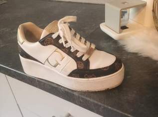 Guess Schuhe, 50 €, Kleidung & Schmuck-Damenkleidung in 9020 Klagenfurt am Wörthersee Guess Schuhe, 50 €, Kleidung & Schmuck-Damenkleidung in 9020 Klagenfurt am Wörthersee