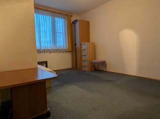 Perfekte Singlewohnung ab 1.1.2026 (1 Zimmer + separate Küche) im 3. Stock OHNE Lift - Grünblick nähe Bahnhof Atzgersdorf!, 635.47 €, Immobilien-Wohnungen in 1230 Liesing