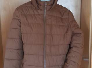 Klasse Steppjacke in der Größe 38 von Essentials by Tschibo