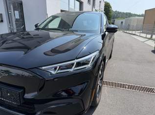 Mustang Mach-E 72kWh AWD Elektro, 29880 €, Auto & Fahrrad-Autos in 8075 Hart bei Graz