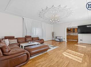 „Großzügiges Haus mit 10 Zimmern, ideal auch für zwei Familien geeignet.“, 480000 €, Immobilien-Häuser in 2020 Schöngrabern
