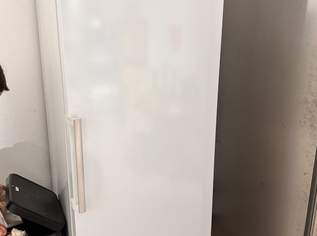 Tiefkühlschrank / Bosch Gefrierschrank no Frost - wie neu, 670 €, Haus, Bau, Garten-Haushaltsgeräte in 1060 Mariahilf Tiefkühlschrank / Bosch Gefrierschrank no Frost - wie neu, 670 €, Haus, Bau, Garten-Haushaltsgeräte in 1060 Mariahilf