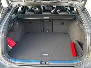Passat Variant R-Line AHK+PANO+NAVI+Head-UP+M..., 53615 €, Auto & Fahrrad-Autos in 6844 Gemeinde Altach Passat Variant R-Line AHK+PANO+NAVI+Head-UP+M..., 53615 €, Auto & Fahrrad-Autos in 6844 Gemeinde Altach
