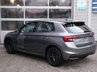 Fabia 1.0 TSI Selection Kamera LED APP-Navi G..., 23791 €, Auto & Fahrrad-Autos in 6844 Gemeinde Altach