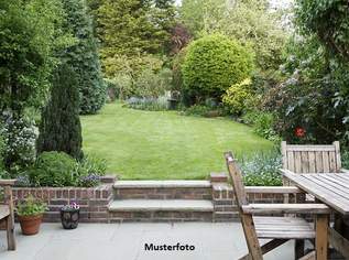 Perfektes Zuhause: Einfamilienhaus mit Carport, Pool, Gartenhütte & Doppelgarage, 1416000 €, Immobilien-Gewerbeobjekte in Oberösterreich Perfektes Zuhause: Einfamilienhaus mit Carport, Pool, Gartenhütte & Doppelgarage, 1416000 €, Immobilien-Gewerbeobjekte in Oberösterreich