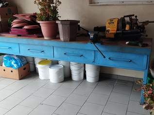 Werkbank mit Schraubstock, 360 €, Haus, Bau, Garten-Hausbau & Werkzeug in 6230 Marktgemeinde Brixlegg