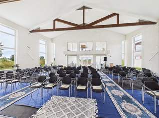 Versammlunghalle / Kirche und Verwaltungsgebäude, 1550000 €, Immobilien-Gewerbeobjekte in 2201 Gerasdorf bei Wien
