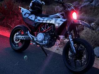 Zu verkaufen eine GasGas Sm 700, 12000 €, Auto & Fahrrad-Motorräder in 4053 Ansfelden