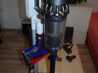 Dyson V11 Absolute extra pro Akkustaubsauger, 590 €, Haus, Bau, Garten-Haushaltsgeräte in 2232 Gemeinde Deutsch-Wagram