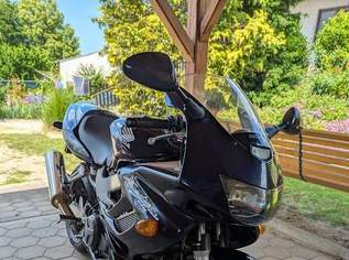 Honda VTR 1000 F Firestorm, 3400 €, Auto & Fahrrad-Motorräder in 2130 Gemeinde Mistelbach