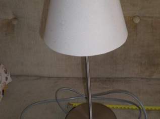 Lampe - Tischstehlampe , 0 €, Haus, Bau, Garten-Geschirr & Deko in 2482 Gemeinde Münchendorf