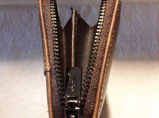 NOCH IST DIESE SCHÖNE BRIEFTASCHE LEER !!, 12 €, Kleidung & Schmuck-Taschen & Koffer in 1200 Brigittenau NOCH IST DIESE SCHÖNE BRIEFTASCHE LEER !!, 12 €, Kleidung & Schmuck-Taschen & Koffer in 1200 Brigittenau