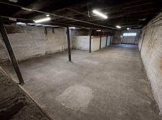 Ihr Firmenstandort? Lagerhalle mit Büro in Mödling, gute Erreichbarkeit, gute Zufahrtsmöglichkeit, 2490 €, Immobilien-Gewerbeobjekte in 2340 Gemeinde Mödling