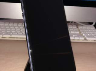 iPhone 11 - 64 GB - Schwarz - Entsperrt - inkl. Hülle - guter Zustand