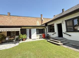 Großes Einfamilienhaus mit Veranda und Wirtschaftsanbau mit uneinsichtigen Garten + Ausbaupotential!, 519000 €, Immobilien-Häuser in 2435 Gemeinde Ebergassing