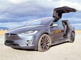 Model X Performance 100kWh, 37500 €, Auto & Fahrrad-Autos in 2851 Gemeinde Krumbach Model X Performance 100kWh, 37500 €, Auto & Fahrrad-Autos in 2851 Gemeinde Krumbach