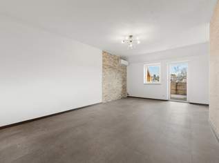 Helle Dachgeschosswohnung mit Terrasse in Linz, 199000 €, Immobilien-Wohnungen in Oberösterreich