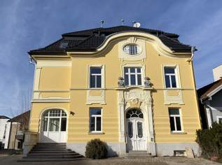 Wohn- und Geschäftsflächen im Stadtzentrum mit Lift und Parkmöglichkeiten, 0 €, Immobilien-Häuser in 4910 Ried im Innkreis