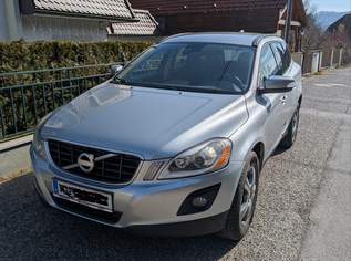 Volvo XC60 2,4D DRIVe, Momentum