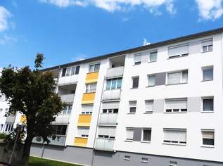 Sonnige 3-Zimmer Wohnung mit Loggia und Garage, 198000 €, Immobilien-Wohnungen in 4470 Enns