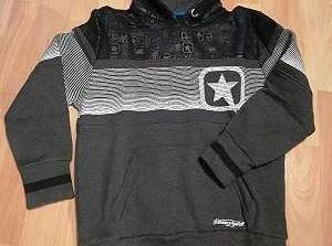 Sweater mit Kapuze Gr. 134/140, 12 €, Kindersachen-Kindermode in 5020 Salzburg Sweater mit Kapuze Gr. 134/140, 12 €, Kindersachen-Kindermode in 5020 Salzburg
