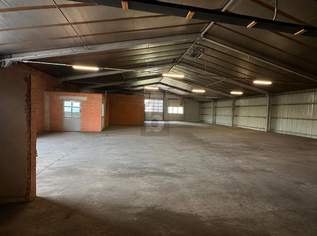 HALLE MIT BÜRO, WERKSTATTBEREICH & GROßEM 3-M-TOR, 320000 €, Immobilien-Gewerbeobjekte in 5261 Straß
