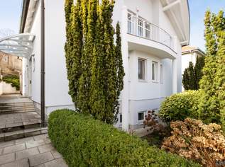 NEUBAU VILLA AUS 1997 II ROTER BERG II GARAGE II SAUNA II NEUE PV-ANLAGE II 6 ZIMMER II 4 BÄDER II 54m² WOHNZIMMER MIT KAMIN II 2 TERRASSEN II BALKON II GARTEN II GROSSER KELLER, 2449000 €, Immobilien-Häuser in 1130 Hietzing