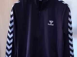 Stylishe Jacke Sweatjacke Trainingsjacke Hummel schwarz weiß Größe L NEU + Etiketten + Originalverpackung Stylishe Jacke Sweatjacke Trainingsjacke Hummel schwarz weiß Größe L NEU + Etiketten + Originalverpackung