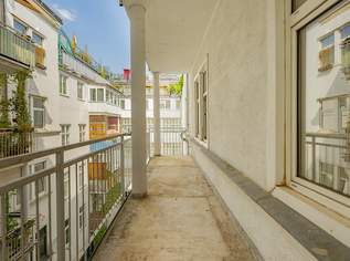 Zieglergasse - hofseitiger 2 Zimmer Altbau mit 11,18m2 großem Balkon, 429000 €, Immobilien-Wohnungen in 1070 Neubau