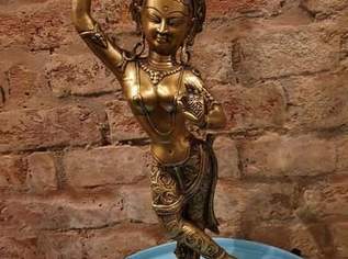 Devi Statue, 220 €, Haus, Bau, Garten-Geschirr & Deko in 7152 Pamhagen