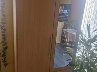 Kleiderschrank, 70 €, Haus, Bau, Garten-Möbel & Sanitär in 1110 Simmering