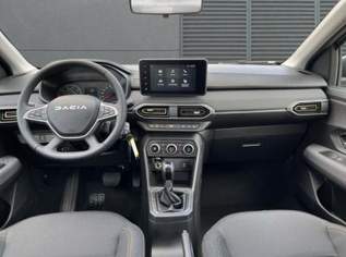 Sandero Stepway Expression+Winterpaket+PDC+LE..., 23488 €, Auto & Fahrrad-Autos in 6844 Gemeinde Altach