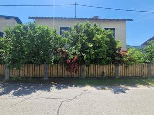 Zweifamilienhaus , Garten und Carport-nur wenige Minuten von Klagenfurt entfernt., 379000 €, Immobilien-Häuser in 9020 Innere Stadt
