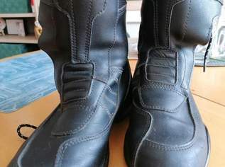 Motorradstiefel , 25 €, Kleidung & Schmuck-Damenkleidung in 3142 Gemeinde Perschling Motorradstiefel , 25 €, Kleidung & Schmuck-Damenkleidung in 3142 Gemeinde Perschling