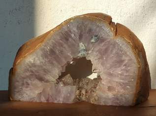 Amethyst, 80 €, Marktplatz-Antiquitäten, Sammlerobjekte & Kunst in 8583 Edelschrott